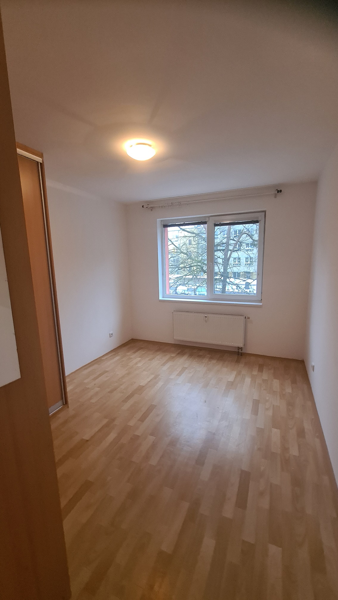 Milovice, pronájem 2+1, 47 s balkónem